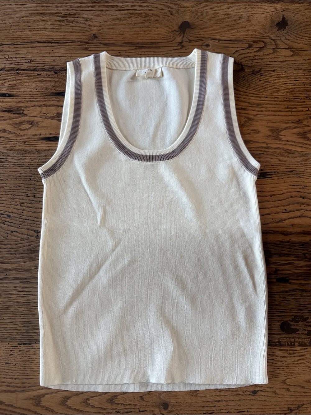 entro Cream Tank with Gray Contrast Trim